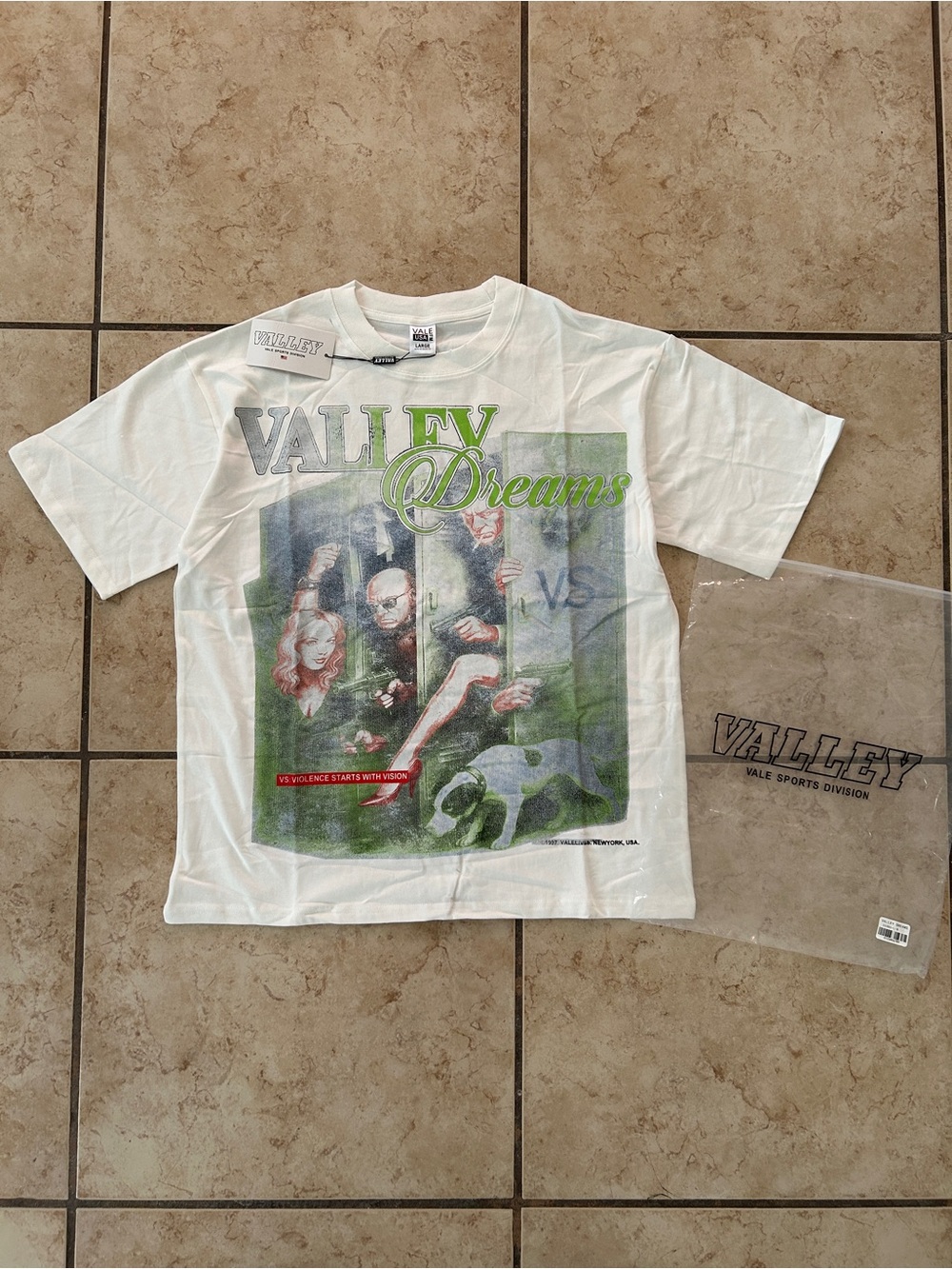 Dreams Short Sleeve Graphic Tee - White/Green